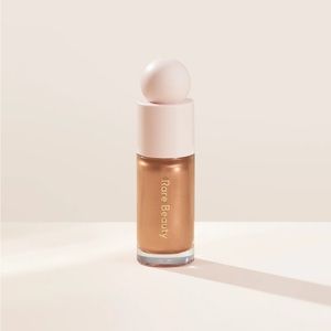 Positive Light Liquid Luminizer in Flaunt